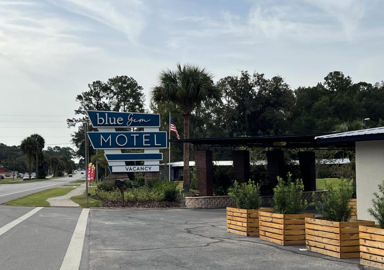 Bluegem Motel High Springs Bagian luar foto