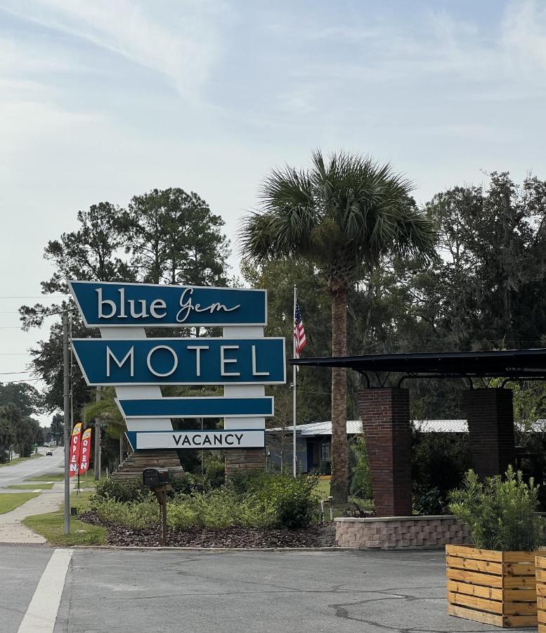 Bluegem Motel High Springs Bagian luar foto