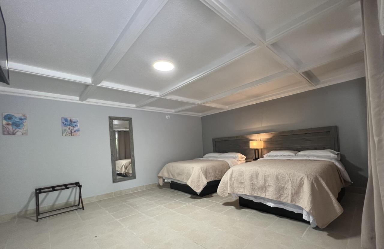 Bluegem Motel High Springs Bagian luar foto