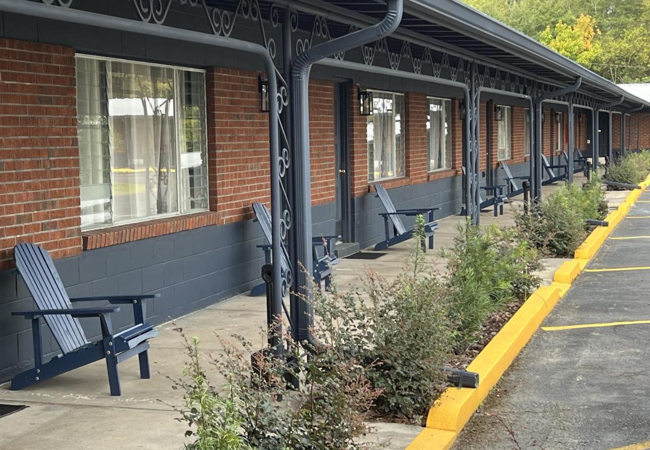 Bluegem Motel High Springs Bagian luar foto
